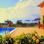 شقة Anwesen Mit Schwimmbad By Interhome لامبوريتشو