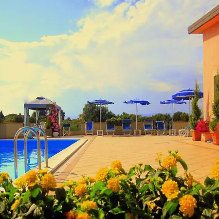 شقة Anwesen Mit Schwimmbad By Interhome لامبوريتشو