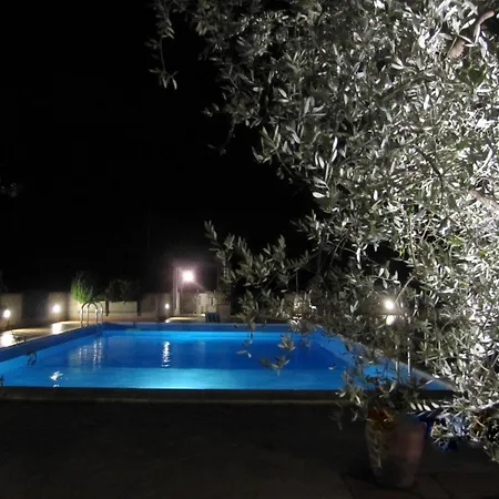 Anwesen Mit Schwimmbad By Interhome *